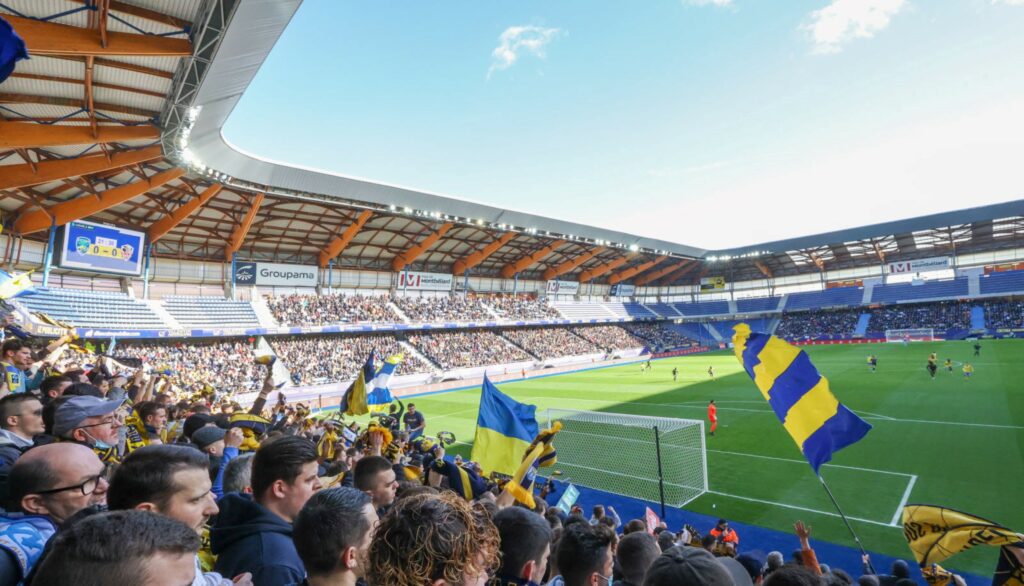 Stade Auguste Bonal - Vue depuis tribunes sud match