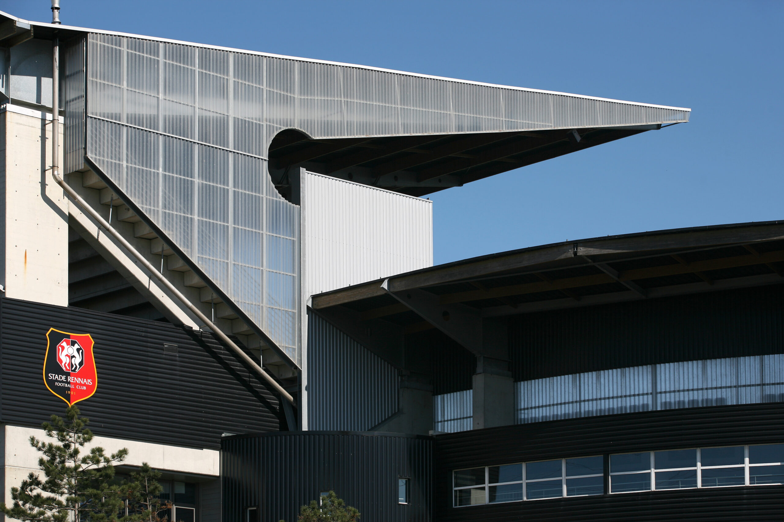 Roazhon Park Stade Rennais - Vue rapprochée jonction de tribunes